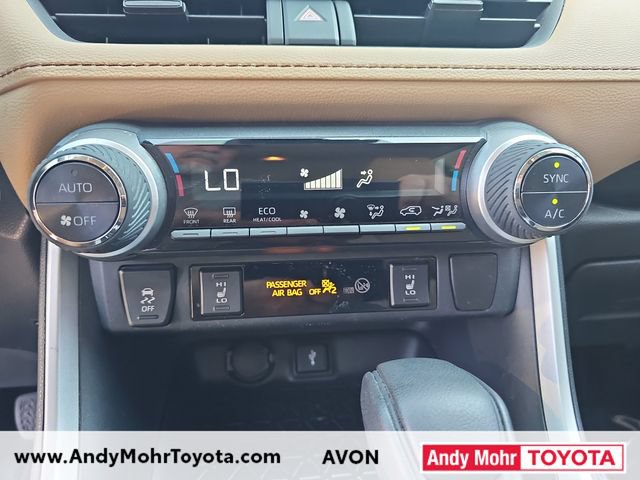 Used 2021 Toyota RAV4 XLE w/ Convenience Package AWD/4WD image 23