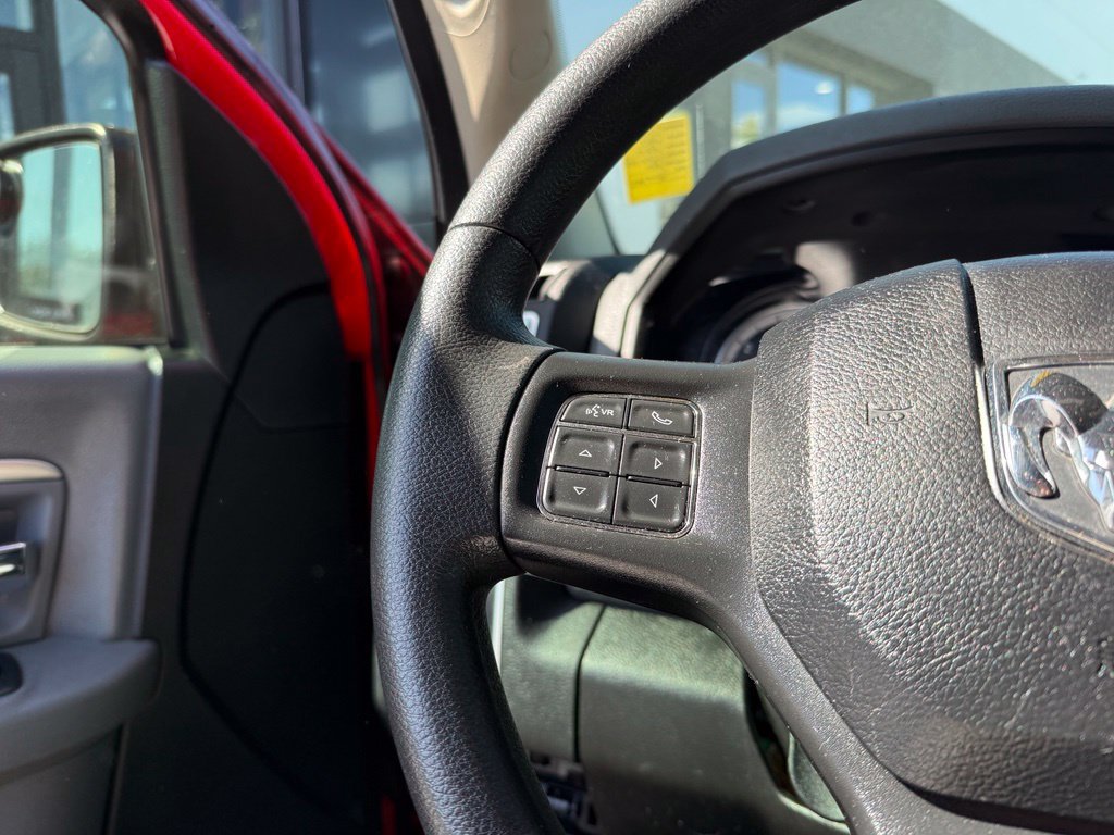 Used 2019 RAM 1500 Classic SLT RWD image 20