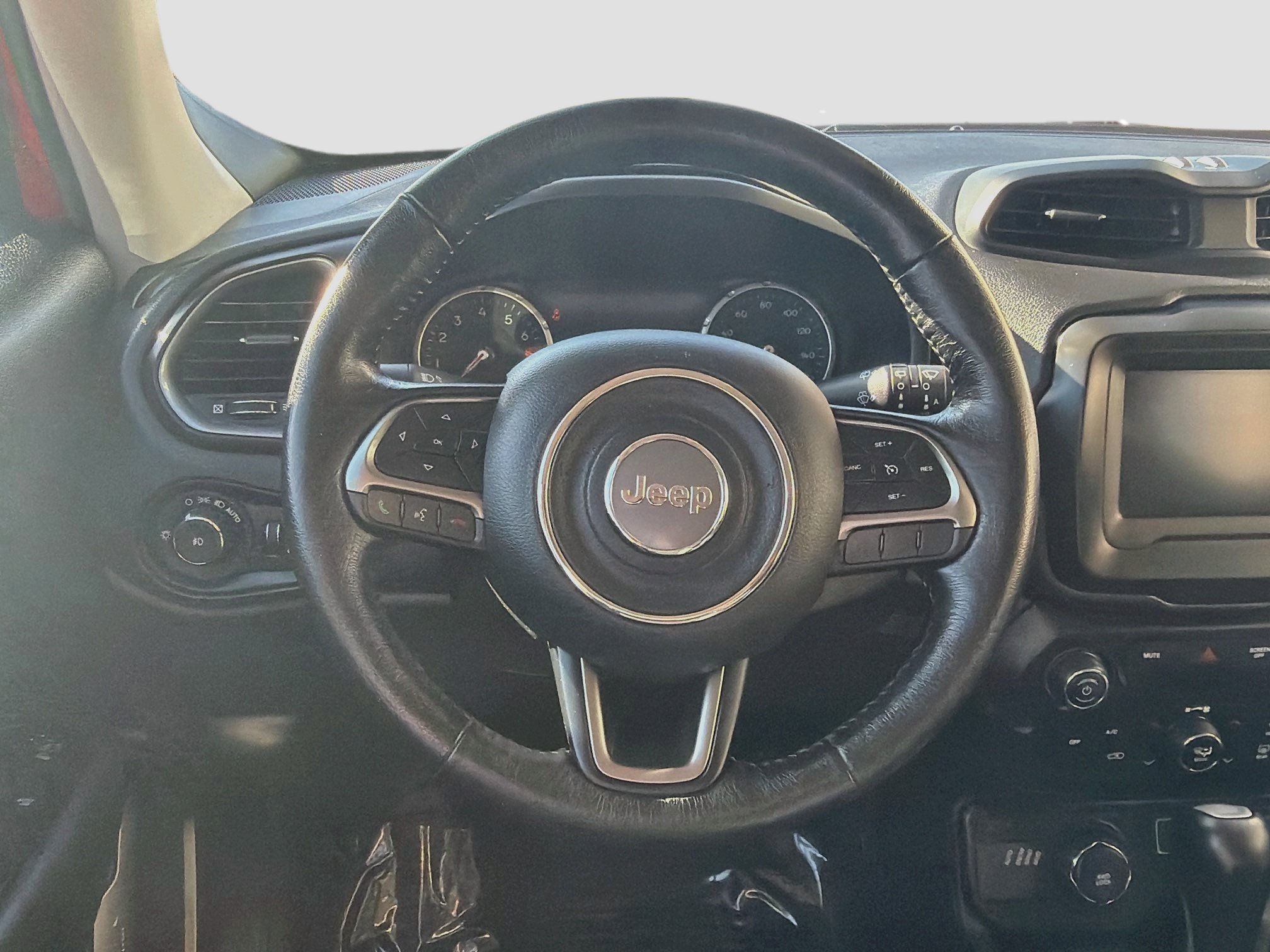 Used 2020 Jeep Renegade Limited AWD/4WD image 17