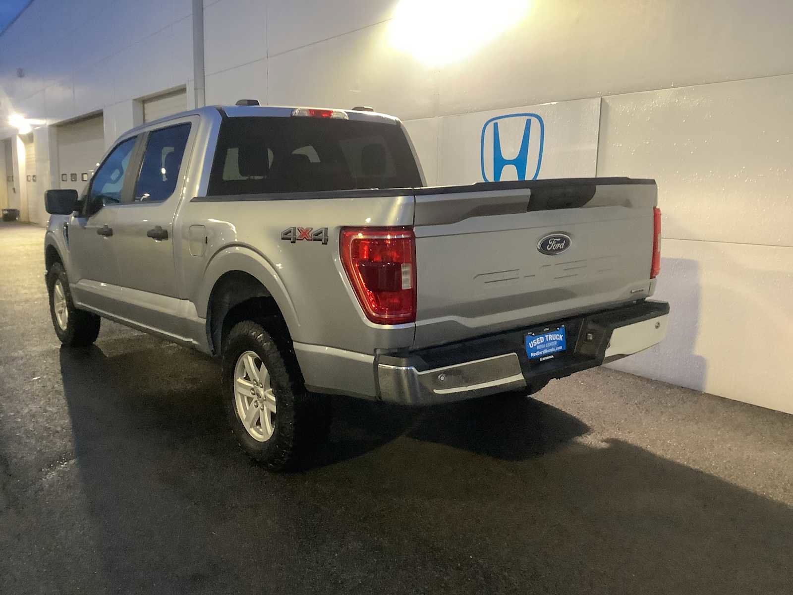 Used 2023 Ford F150 XLT image 4