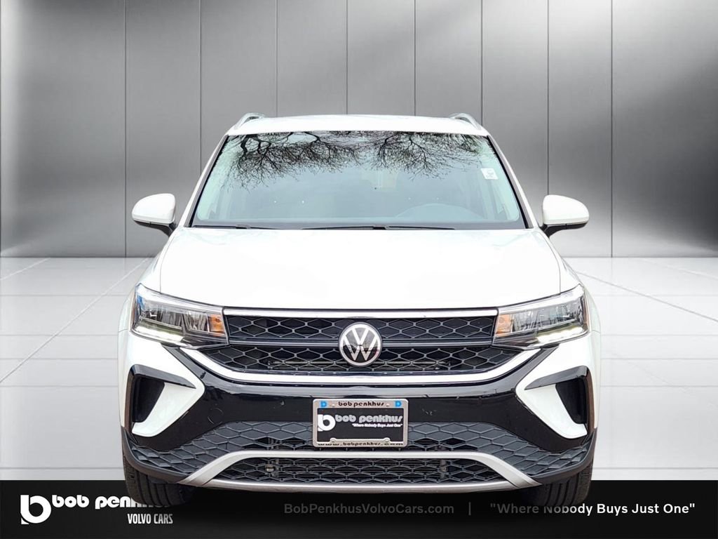 Used 2022 Volkswagen Taos SE image 21