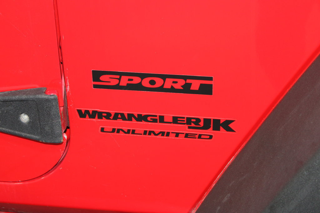 Used 2018 Jeep Wrangler Unlimited Sport S AWD/4WD image 12