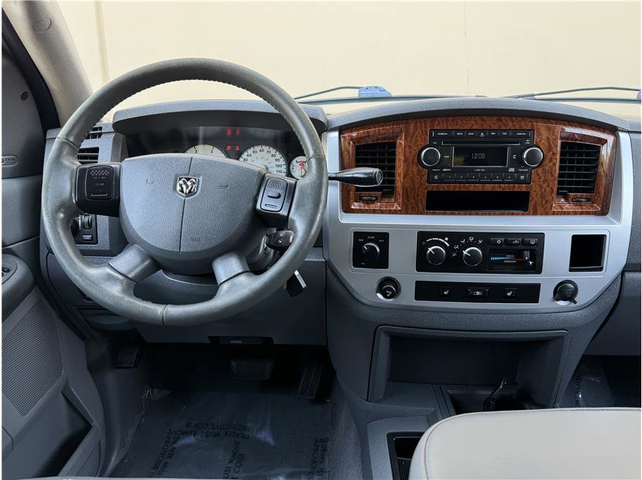 Used 2006 Dodge Ram 2500 Truck Laramie image 16