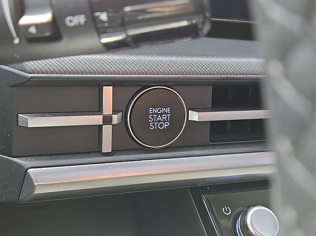 Used 2025 Hyundai Santa Fe XRT image 30