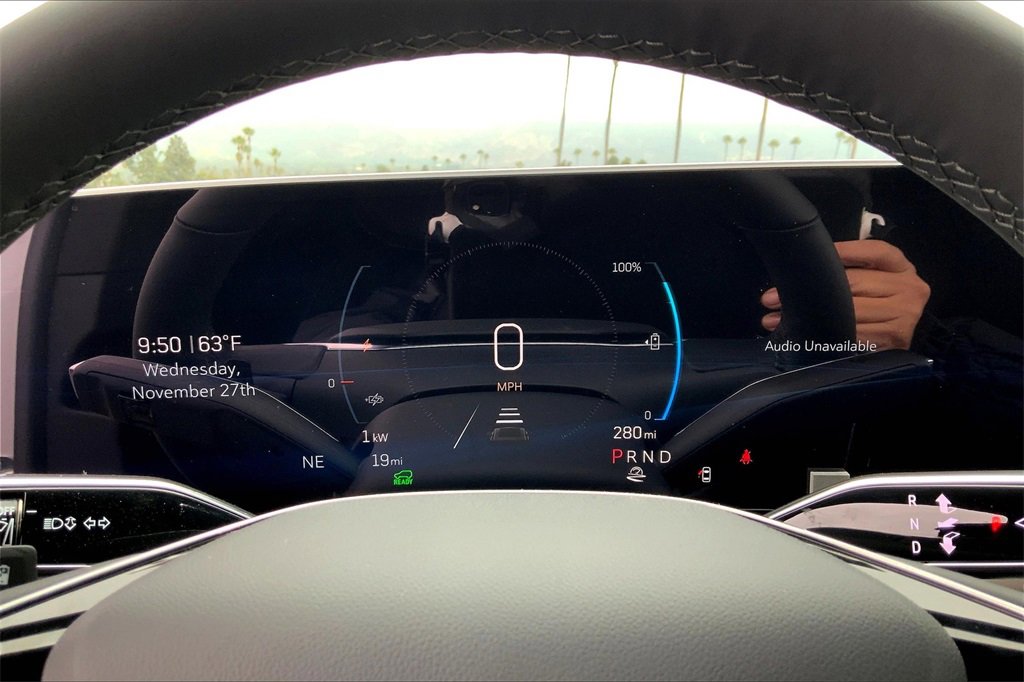 Used 2025 Cadillac Lyriq Sport image 26