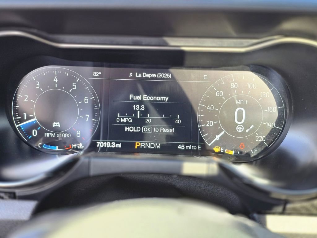 Used 2022 Ford Mustang Shelby GT500 w/ Carbon Fiber Track Pack image 25