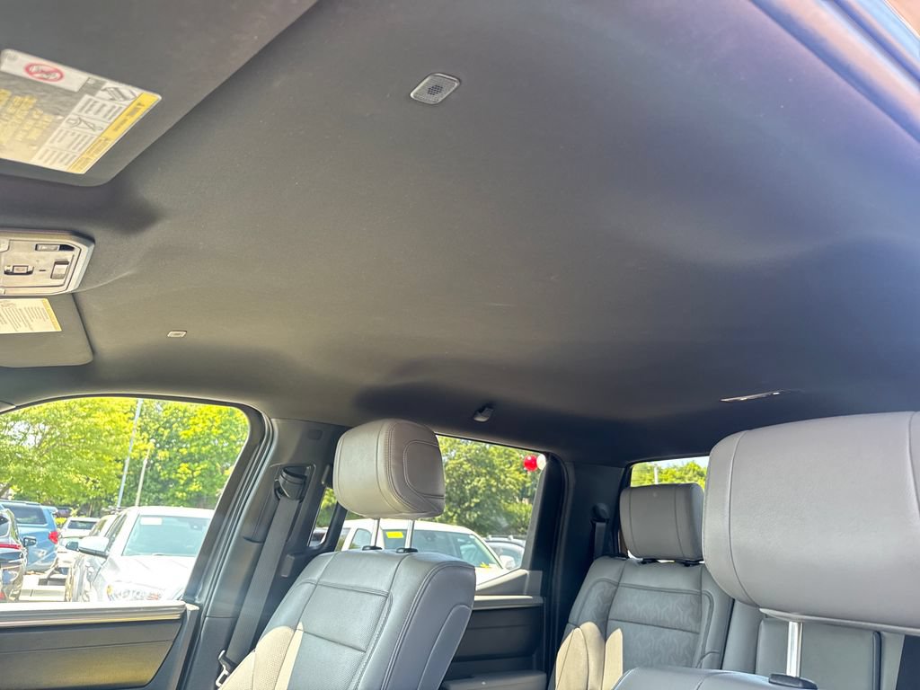 Used 2025 Toyota Tundra Limited AWD/4WD image 17
