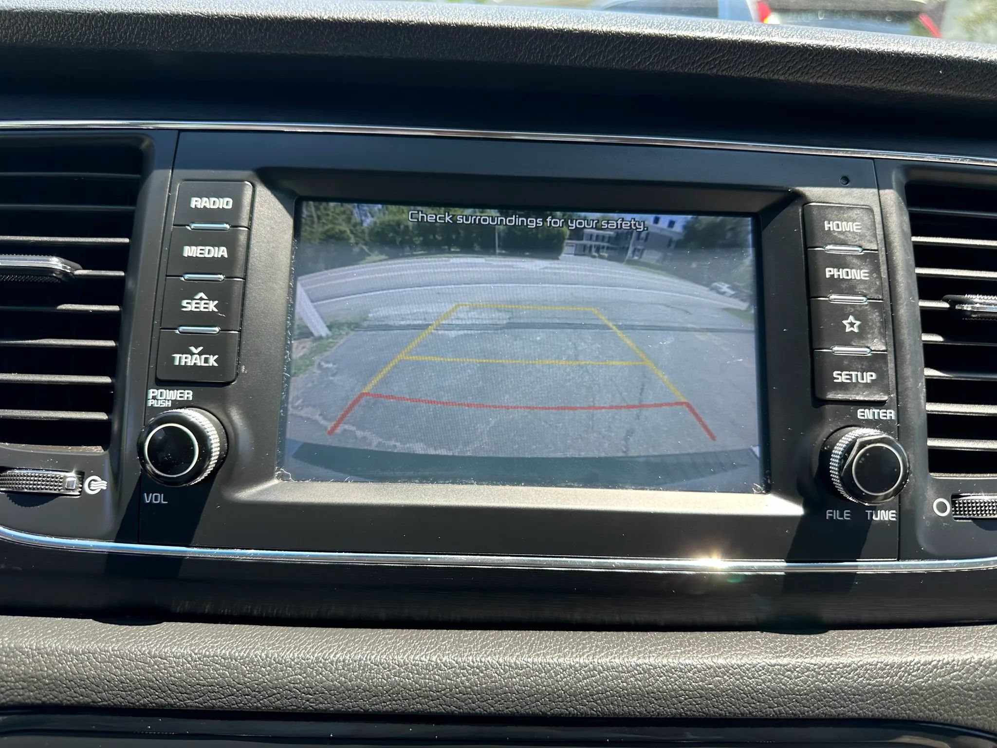 Used 2019 Kia Sedona LX FWD image 17