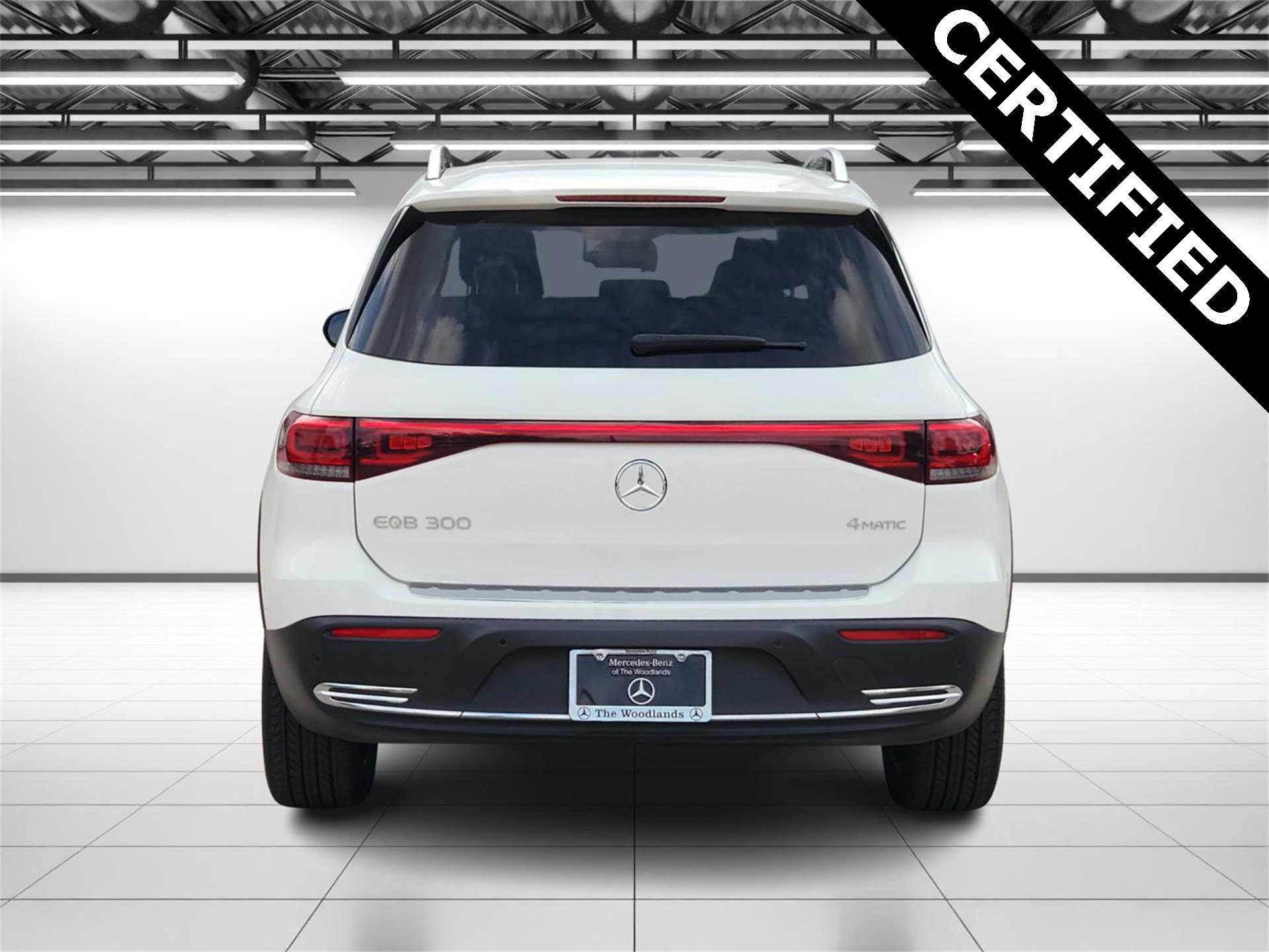 Certified 2022 Mercedes-Benz EQB 300 4MATIC image 8