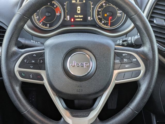 Used 2017 Jeep Cherokee Sport image 13