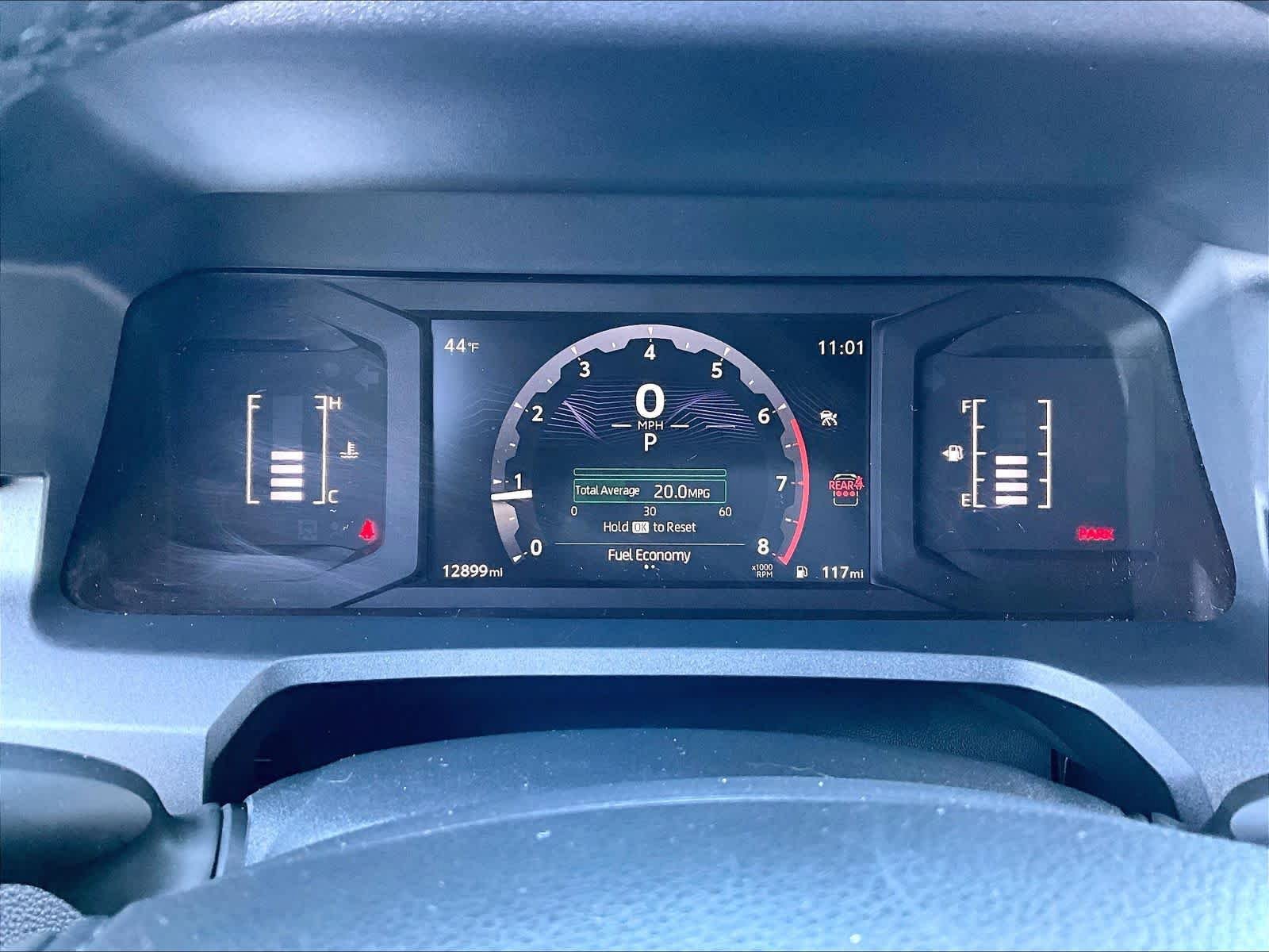 Certified 2025 Toyota 4Runner SR5 image 25