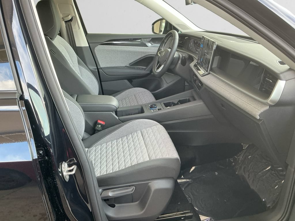 New 2026 Volkswagen Tiguan S AWD/4WD image 15