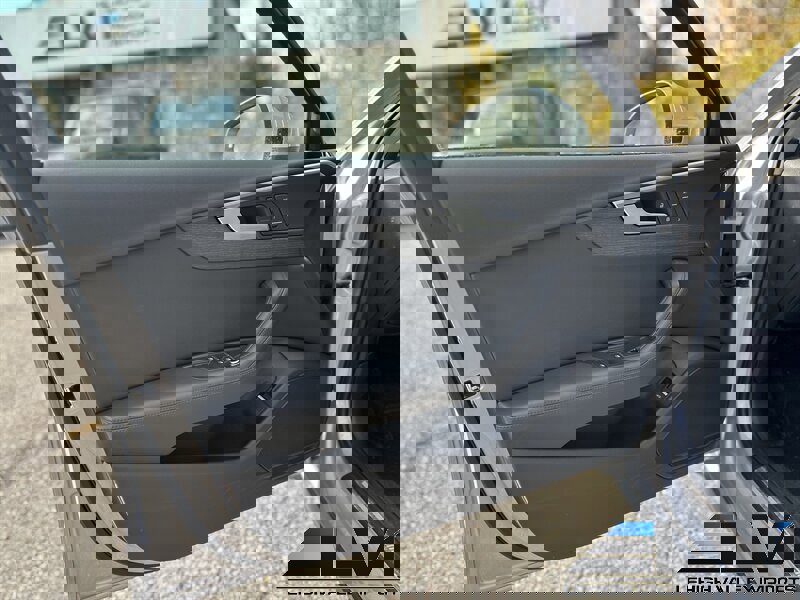 Used 2019 Audi A4 2.0T allroad Premium Plus image 13