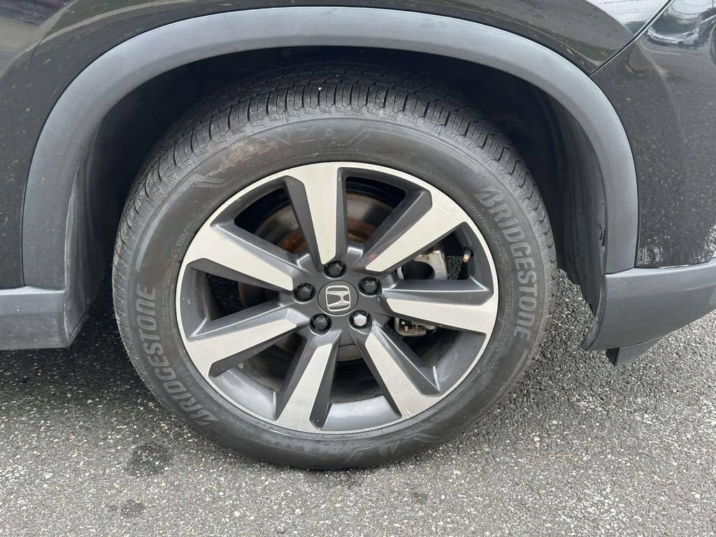 Used 2023 Honda Pilot Touring image 10