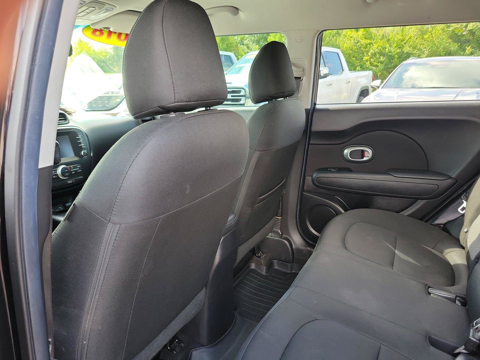 Used 2018 Kia Soul + FWD image 15