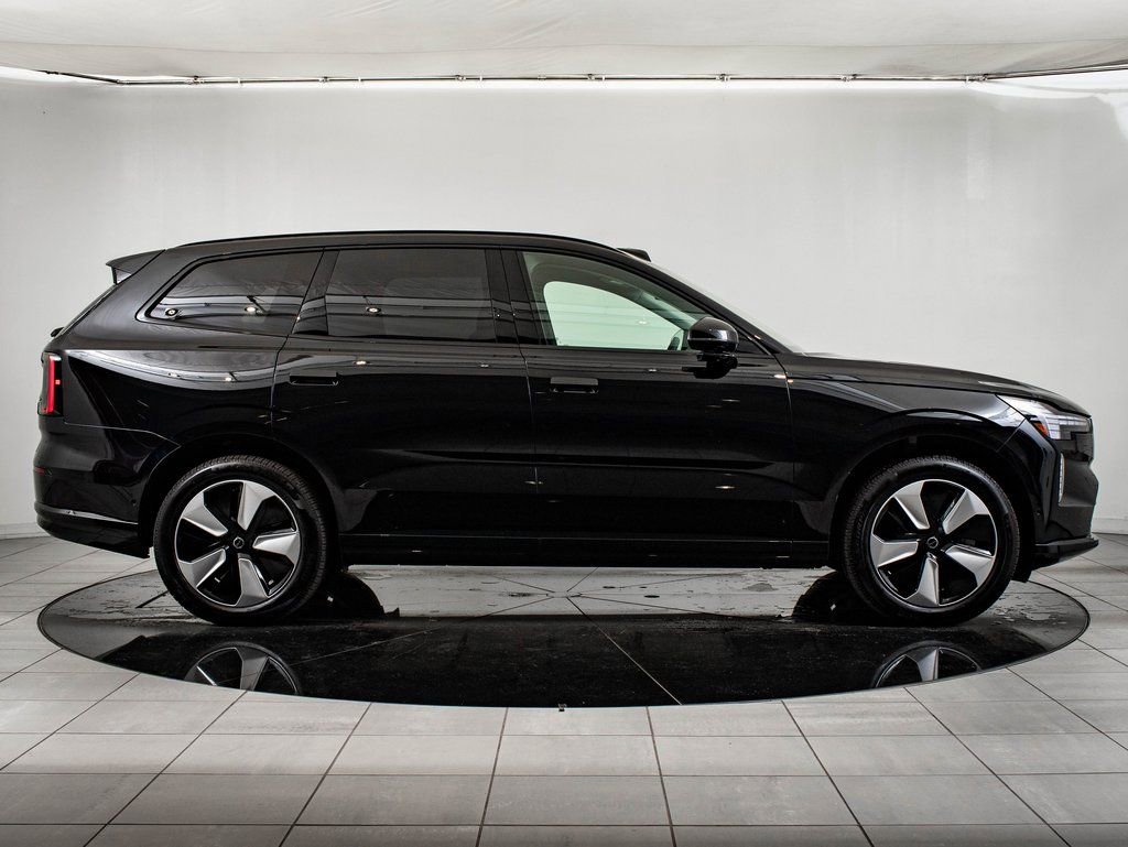 Used 2025 Volvo EX90 Plus AWD/4WD image 11