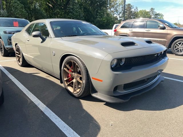 Used 2023 Dodge Challenger SRT Hellcat w/ Driver Convenience Group RWD image 7