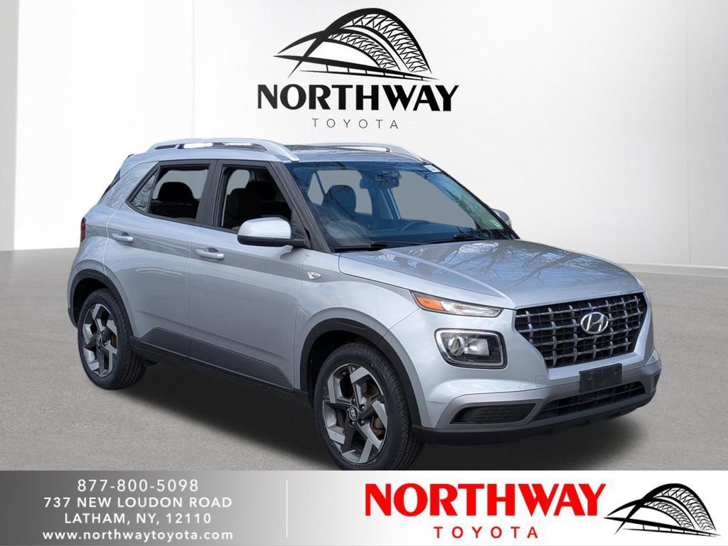 Used 2021 Hyundai Venue SEL image 1
