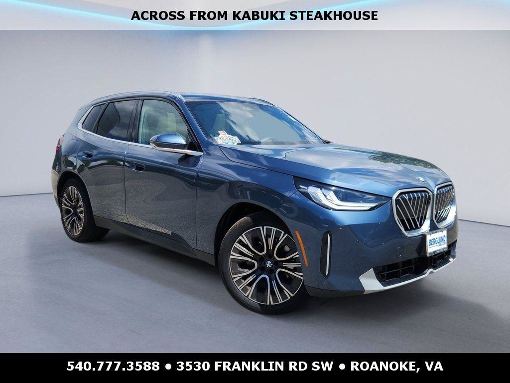 Used 2025 BMW X3 xDrive30i w/ Premium Package AWD/4WD image 1