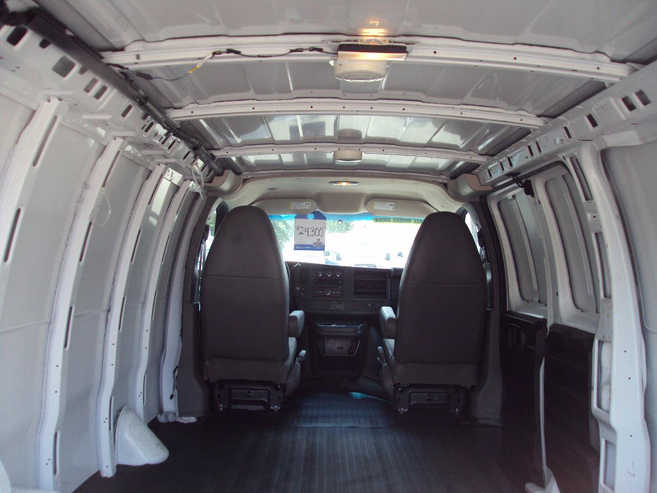 Used 2012 Chevrolet Express 1500 AWD w/ Power Package image 9