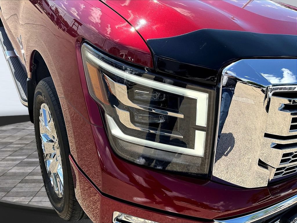 Used 2021 Nissan Titan SL w/ Moonroof Package AWD/4WD image 34