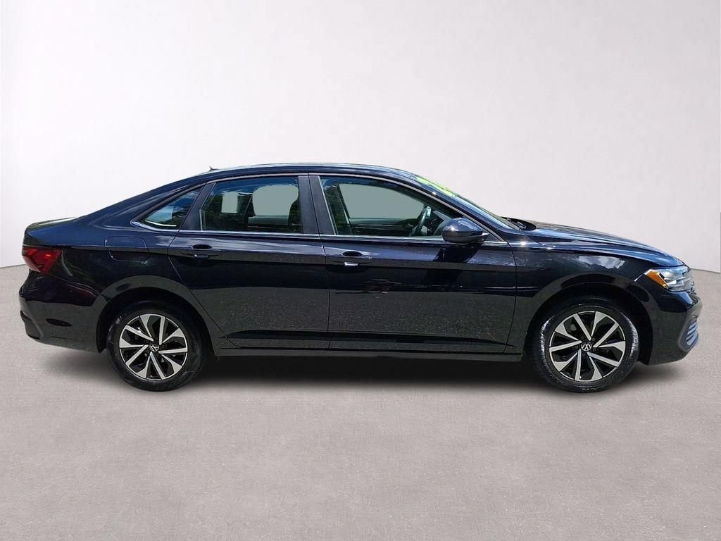 Used 2024 Volkswagen Jetta S FWD image 10