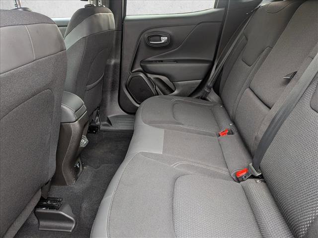 Used 2022 Jeep Renegade Altitude w/ Convenience Group image 17