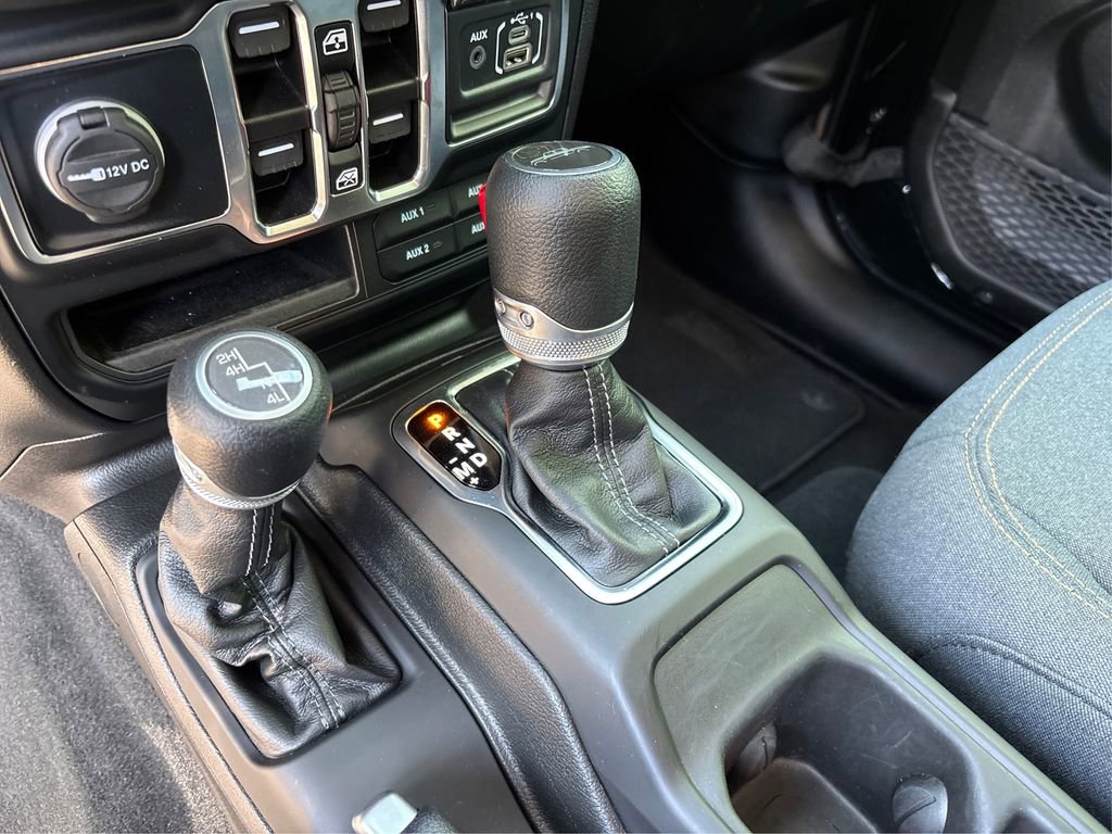 Used 2024 Jeep Gladiator Sport image 29