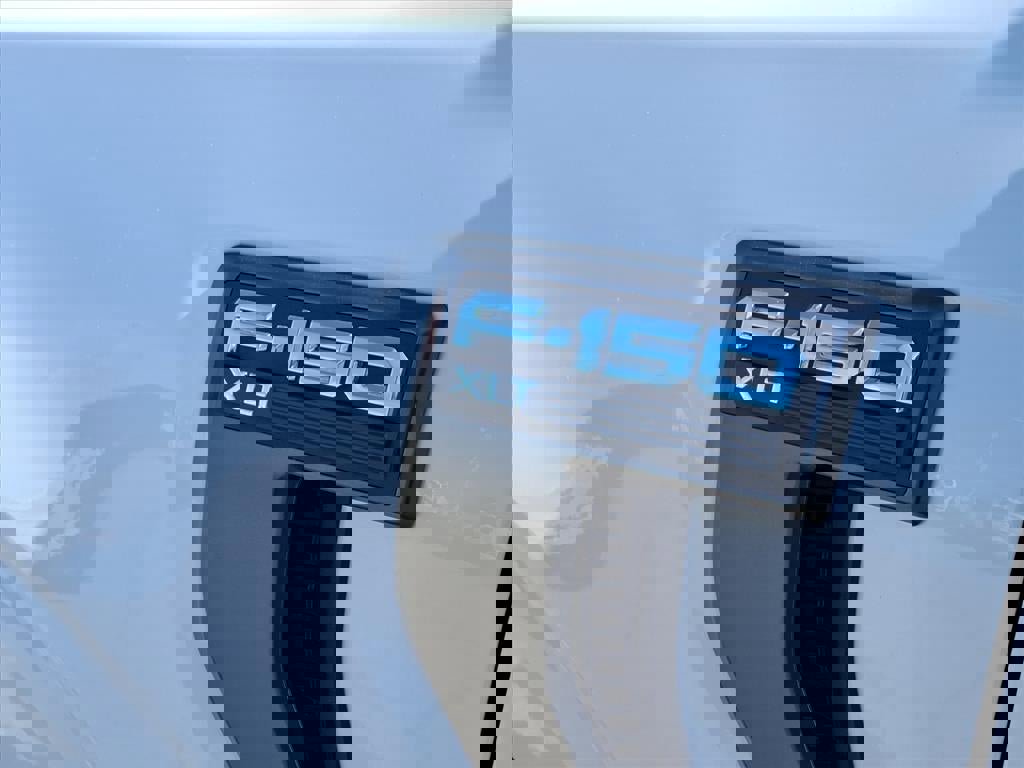 Used 2022 Ford F150 XLT w/ Equipment Group 302A High image 13