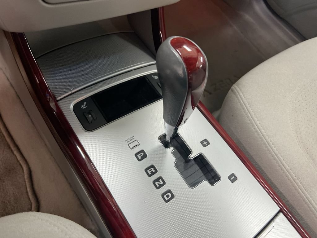 Used 2007 Hyundai Azera SE FWD image 16