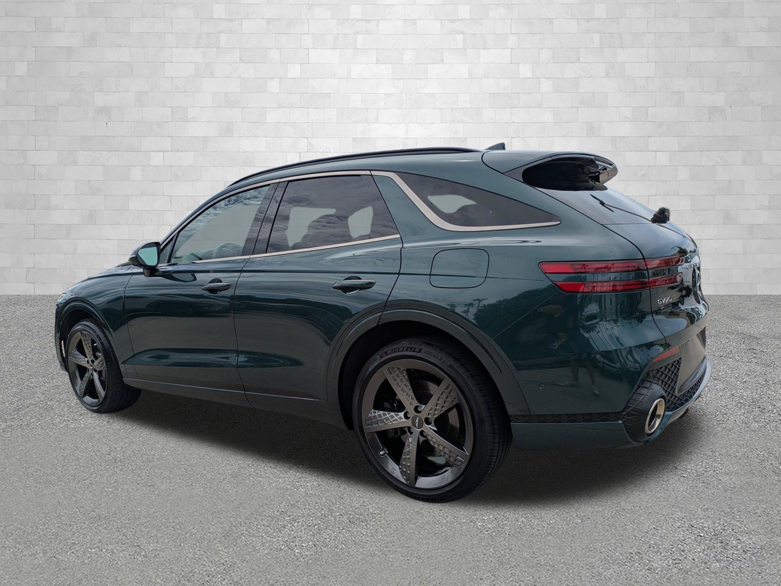 Certified 2024 Genesis GV70 2.5T w/ Sport Prestige Package AWD/4WD image 4