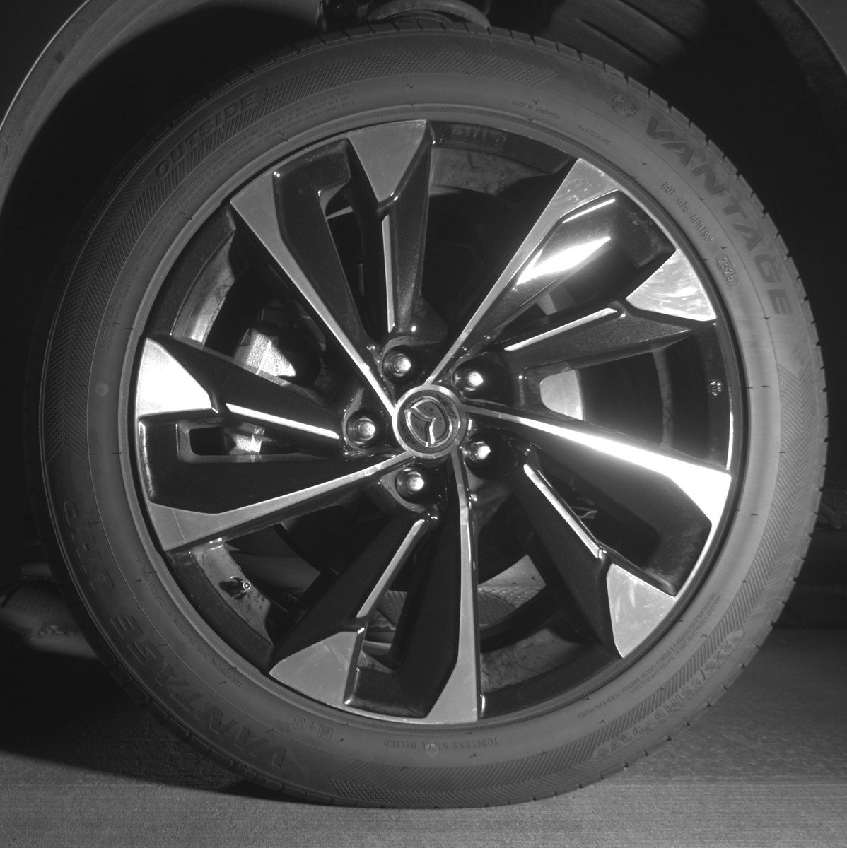 Used 2025 MAZDA CX-50 2.5 Hybrid w/ Premium Plus Pkg image 12