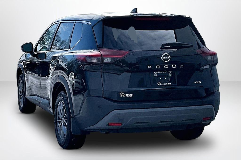 Used 2022 Nissan Rogue S image 4