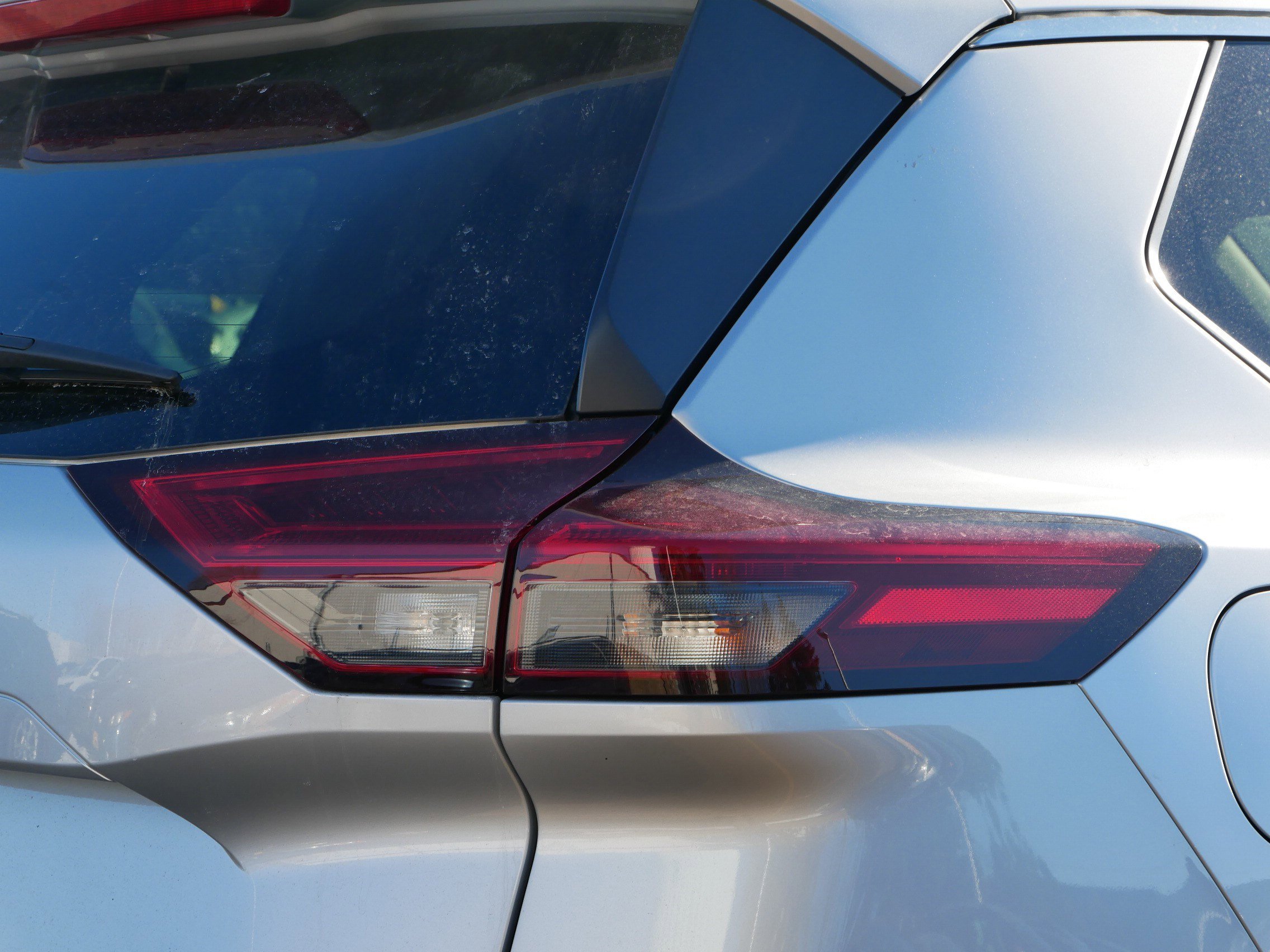 Used 2023 Nissan Rogue SV image 17