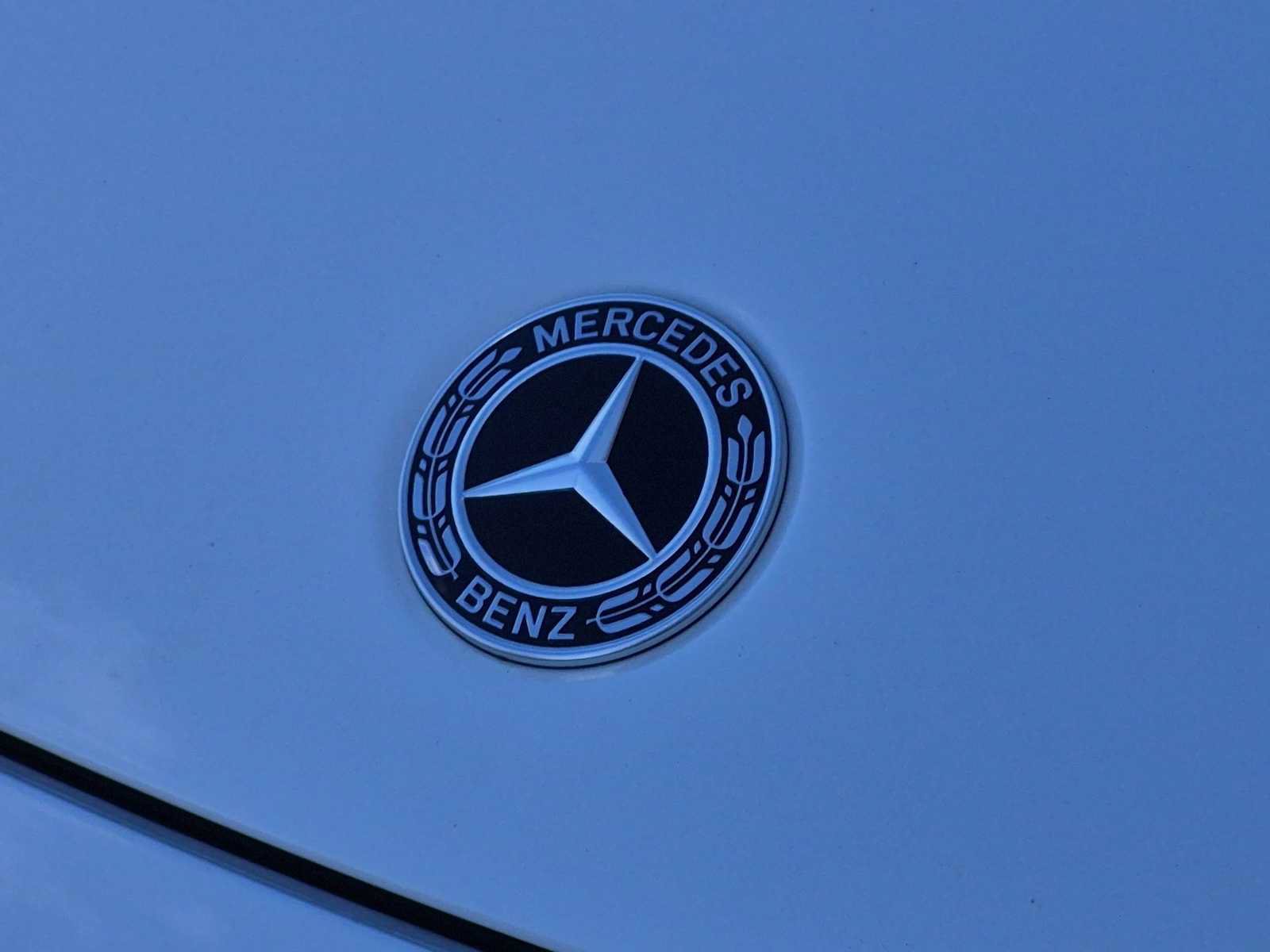 Used 2021 Mercedes-Benz GLB 250 4MATIC image 12