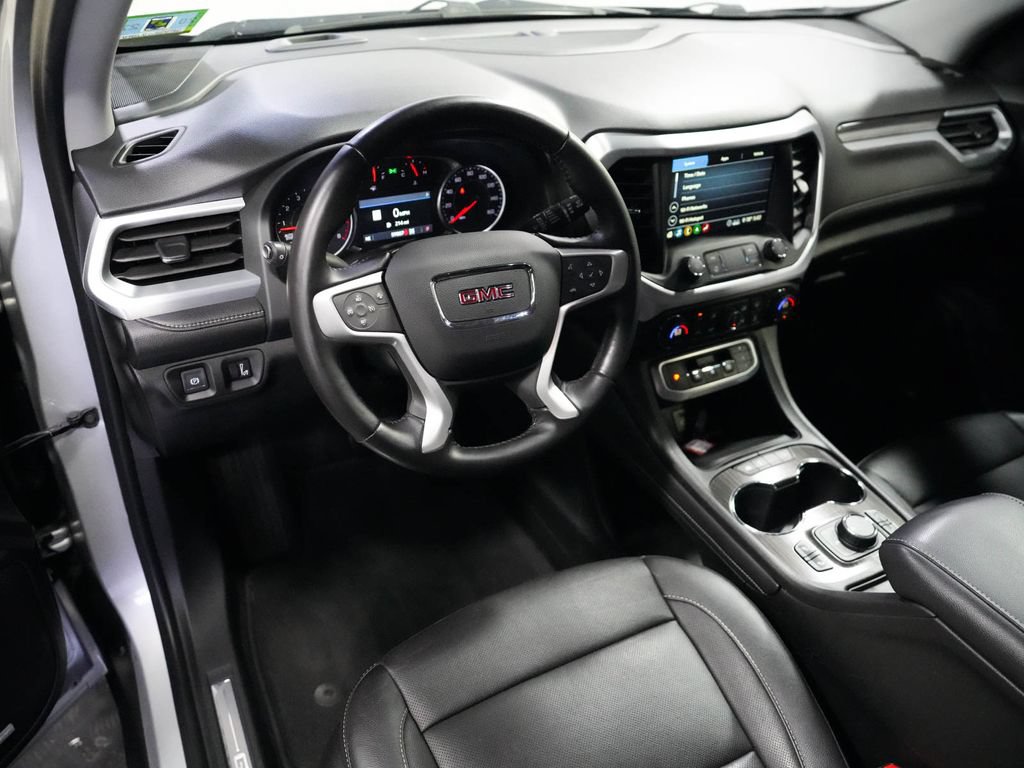 Used 2020 GMC Acadia SLT w/ Trailering Package AWD/4WD image 16