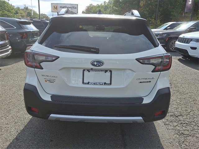 Used 2023 Subaru Outback Touring image 6