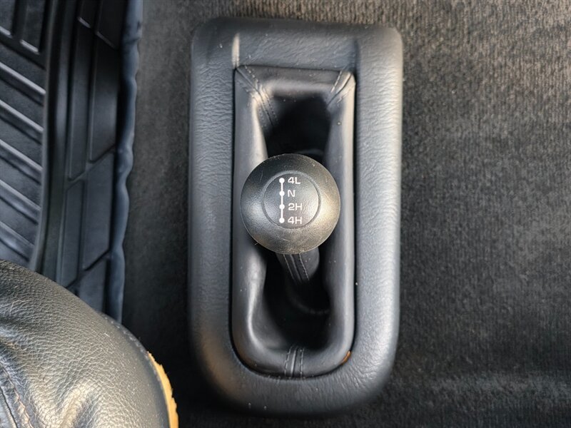 Used 2005 Dodge Ram 2500 Truck SLT AWD/4WD image 21