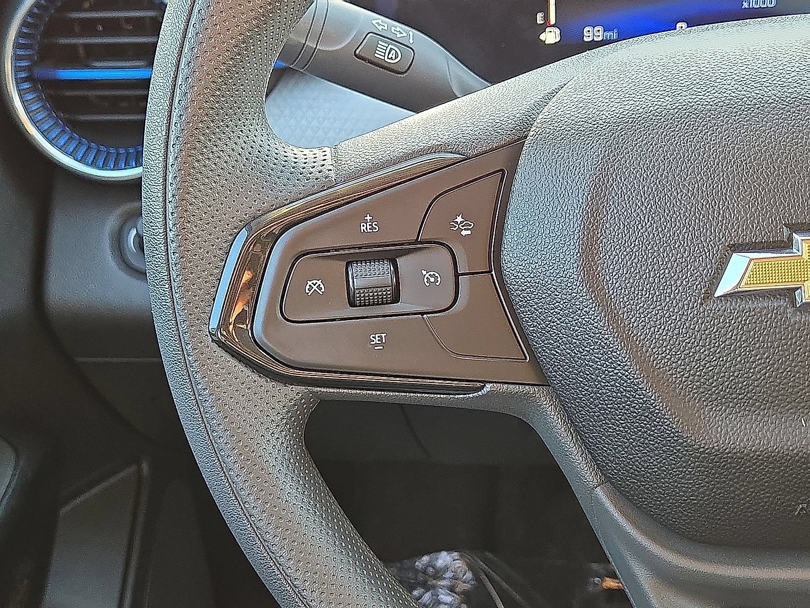 Used 2026 Chevrolet Trax LT FWD image 19