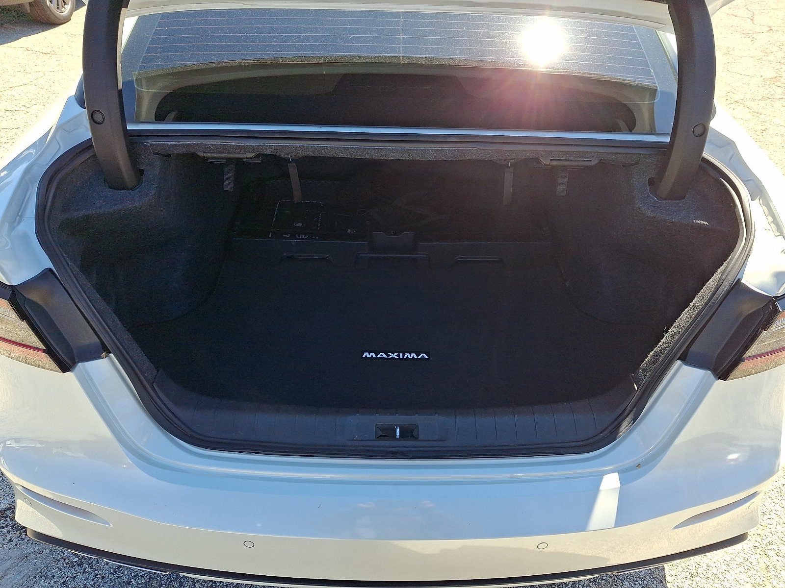 Used 2021 Nissan Maxima Platinum w/ Sport Mat Group image 29