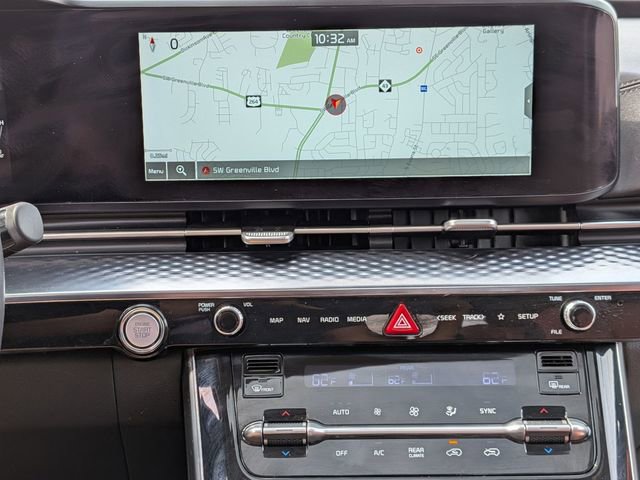 Used 2022 Kia Carnival SX Prestige FWD image 16