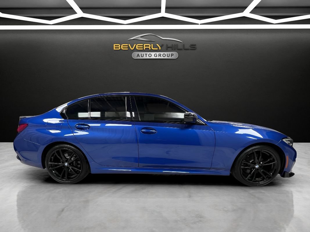 Used 2021 BMW 330i xDrive Sedan w/ M Sport Package AWD/4WD image 5