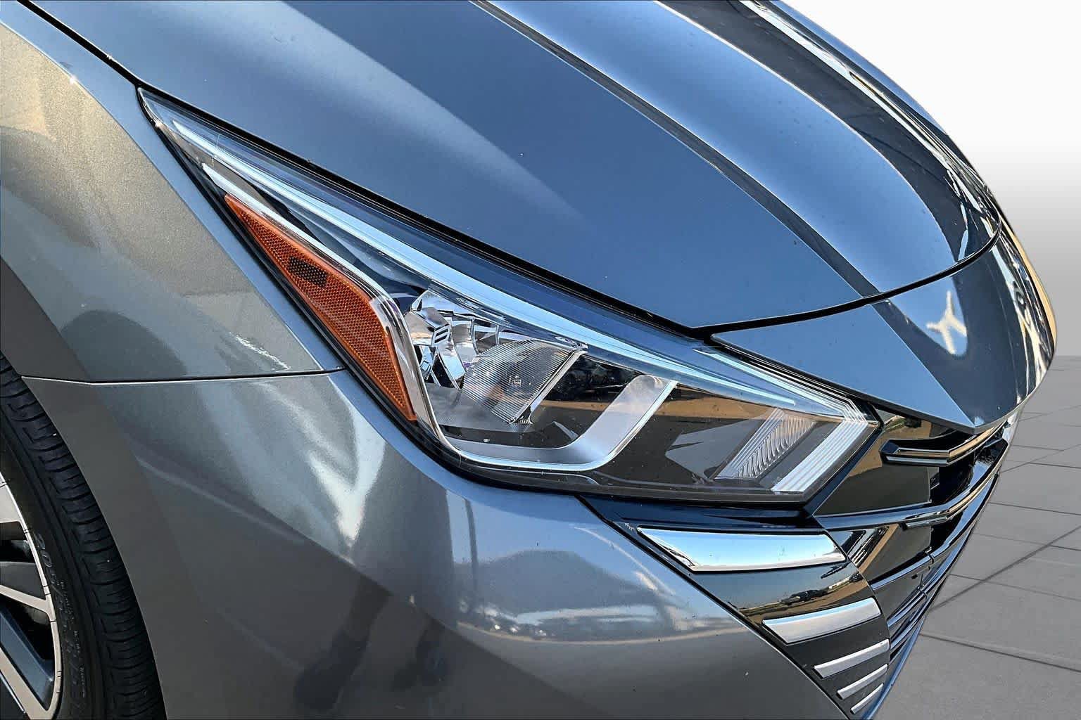 Used 2024 Nissan Versa S w/ S Plus Package FWD image 25