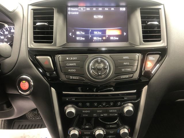 Used 2020 Nissan Pathfinder SV image 20