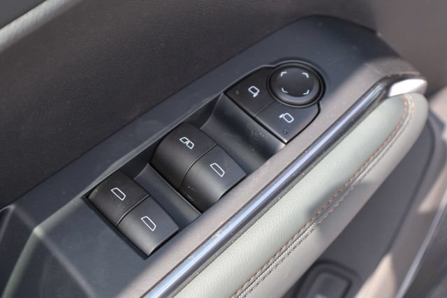 New 2026 GMC Acadia AT4 w/ Super Cruise Package AWD/4WD image 18