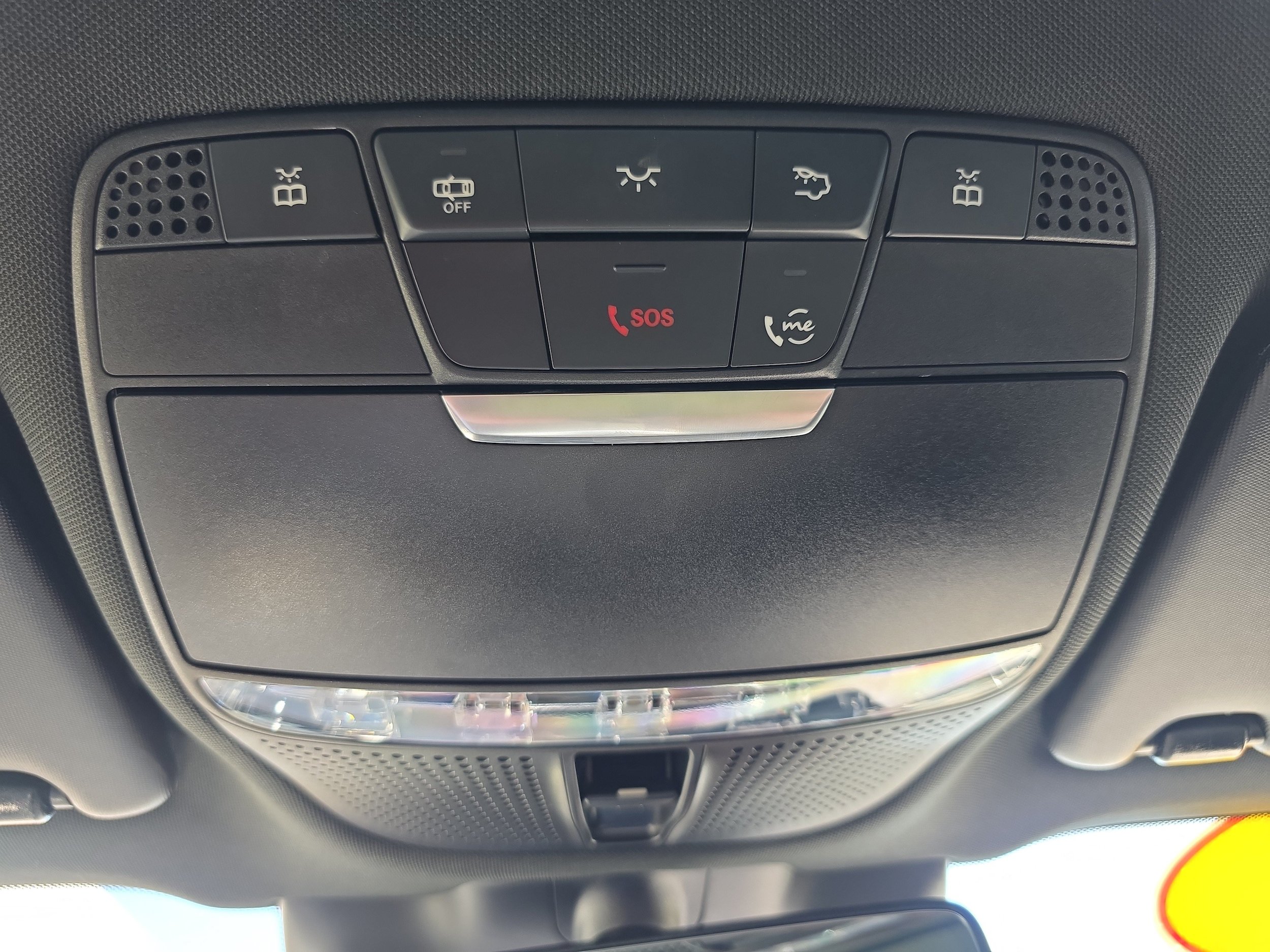 Used 2020 Mercedes-Benz GLC 43 AMG 4MATIC w/ Driver Assistance Package image 26