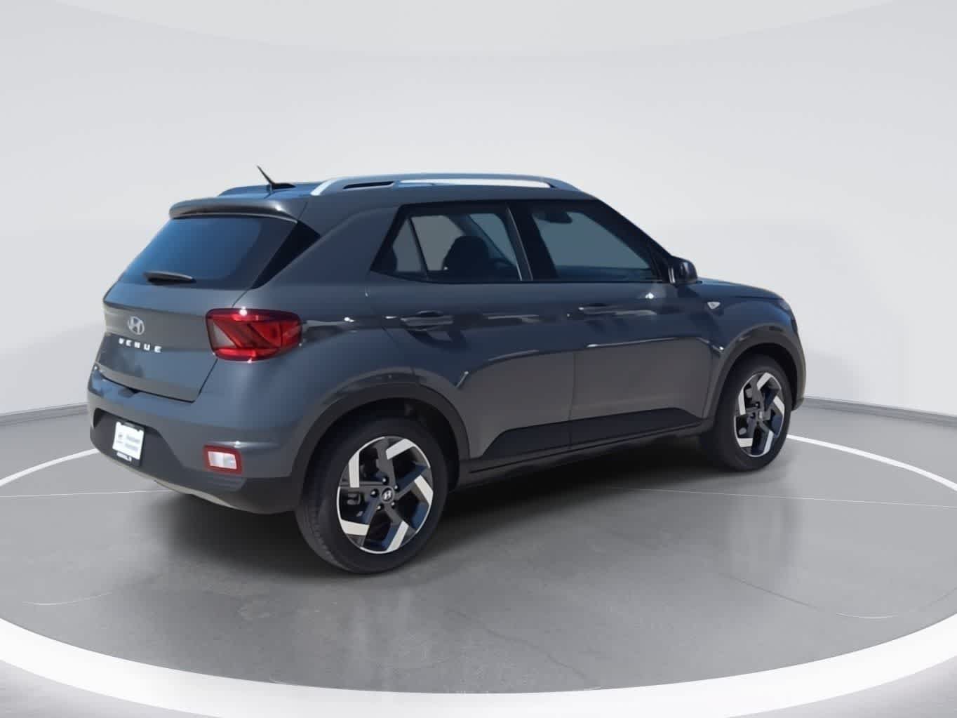 New 2026 Hyundai Venue SEL FWD image 8