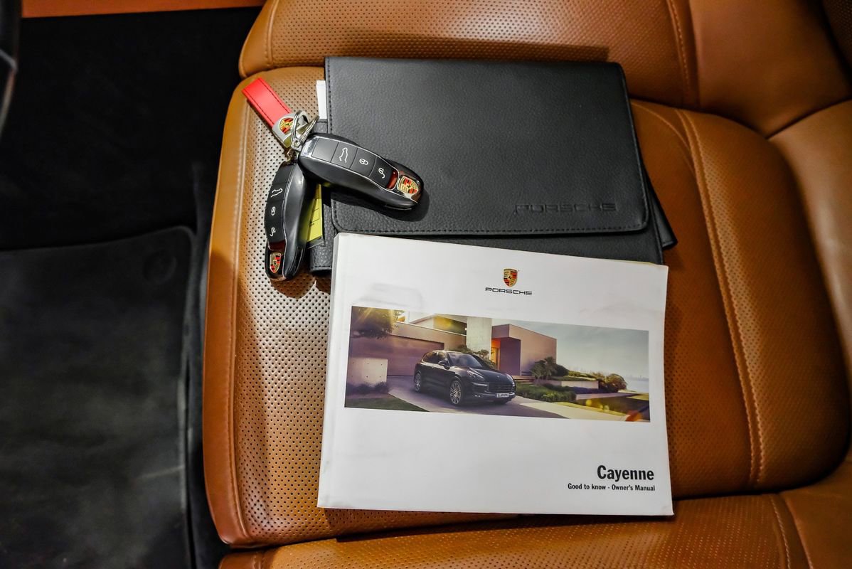 Used 2018 Porsche Cayenne Turbo image 64