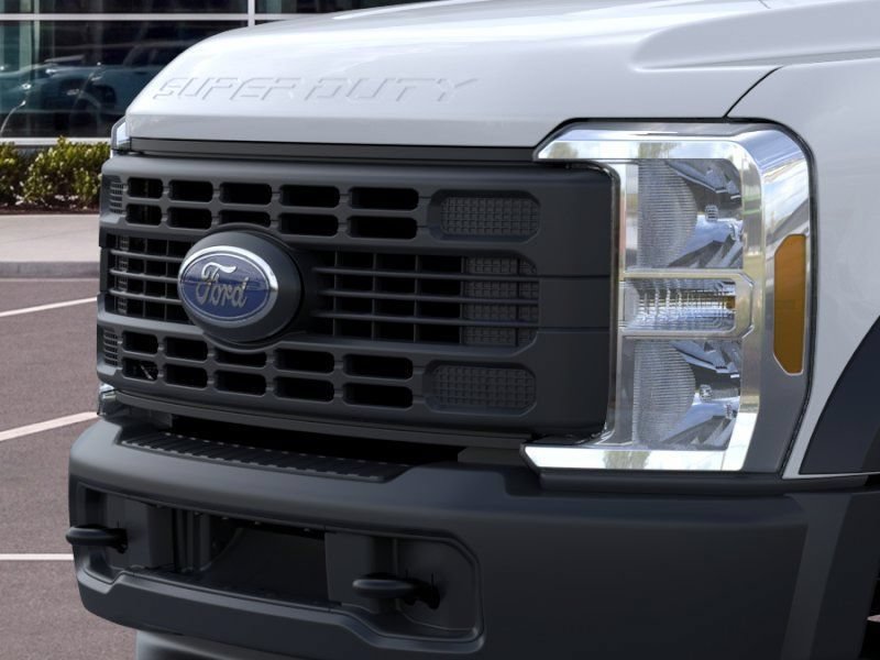 New 2025 Ford F450 XL RWD image 21