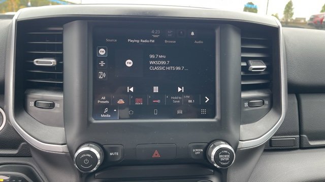 Used 2024 RAM 2500 Big Horn w/ Bed Utility Group image 15